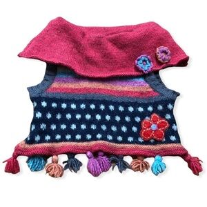 🎉3 For 15$🎉Multicolored Knitted Sweater With Flowers And Tassels Size 12 M